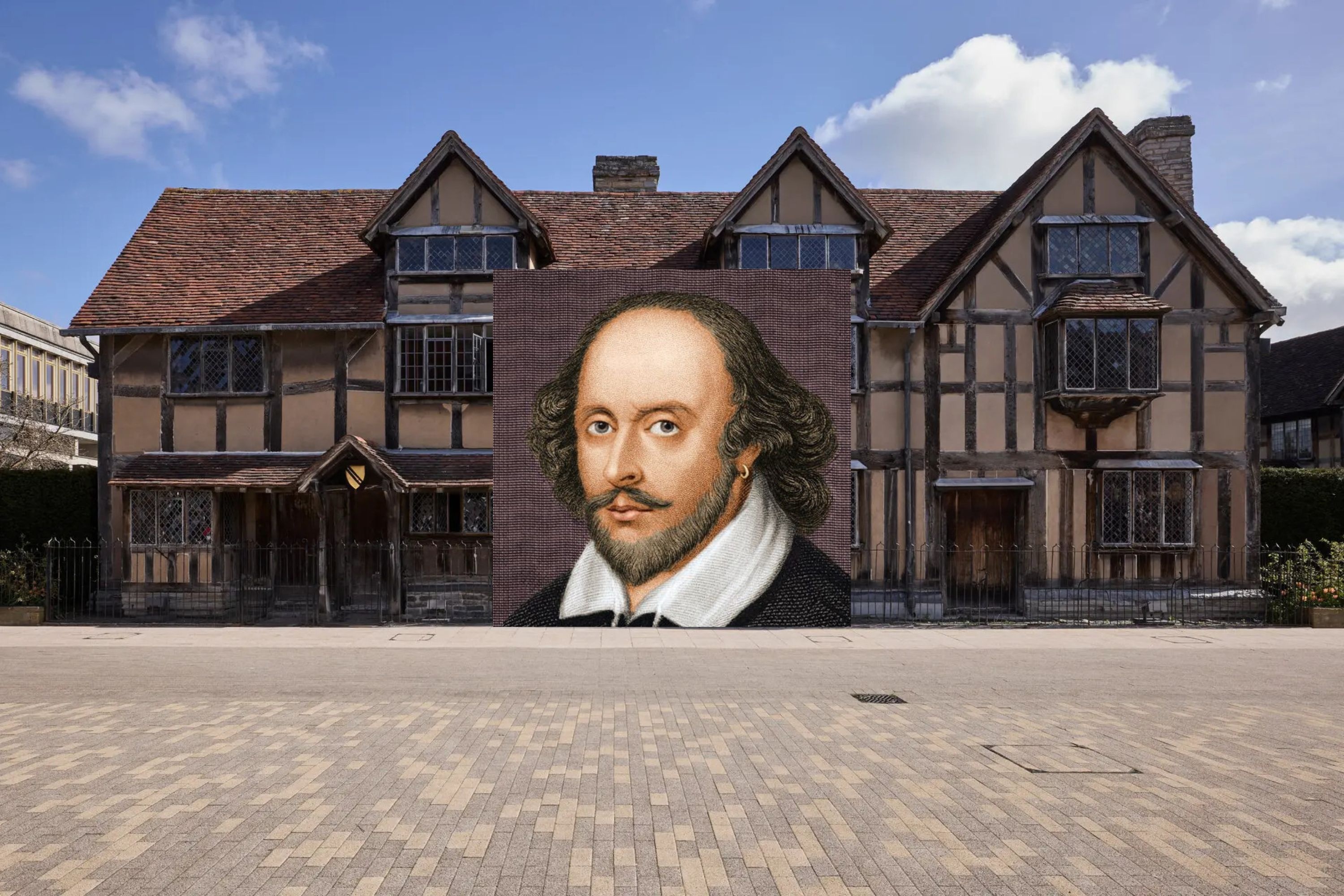 Noi sinh cua Shakespeare: kinh doanh du lich nho su ca tin hinh anh