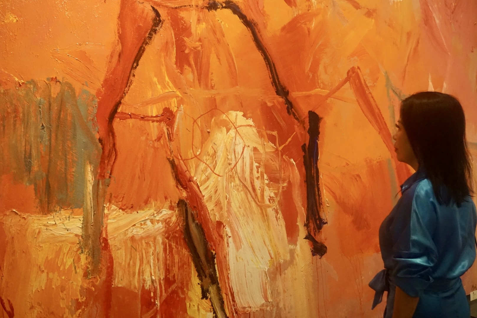 Hoa si tu khuon minh vao ky luat gio giac nhu nhan vien cong so hinh anh