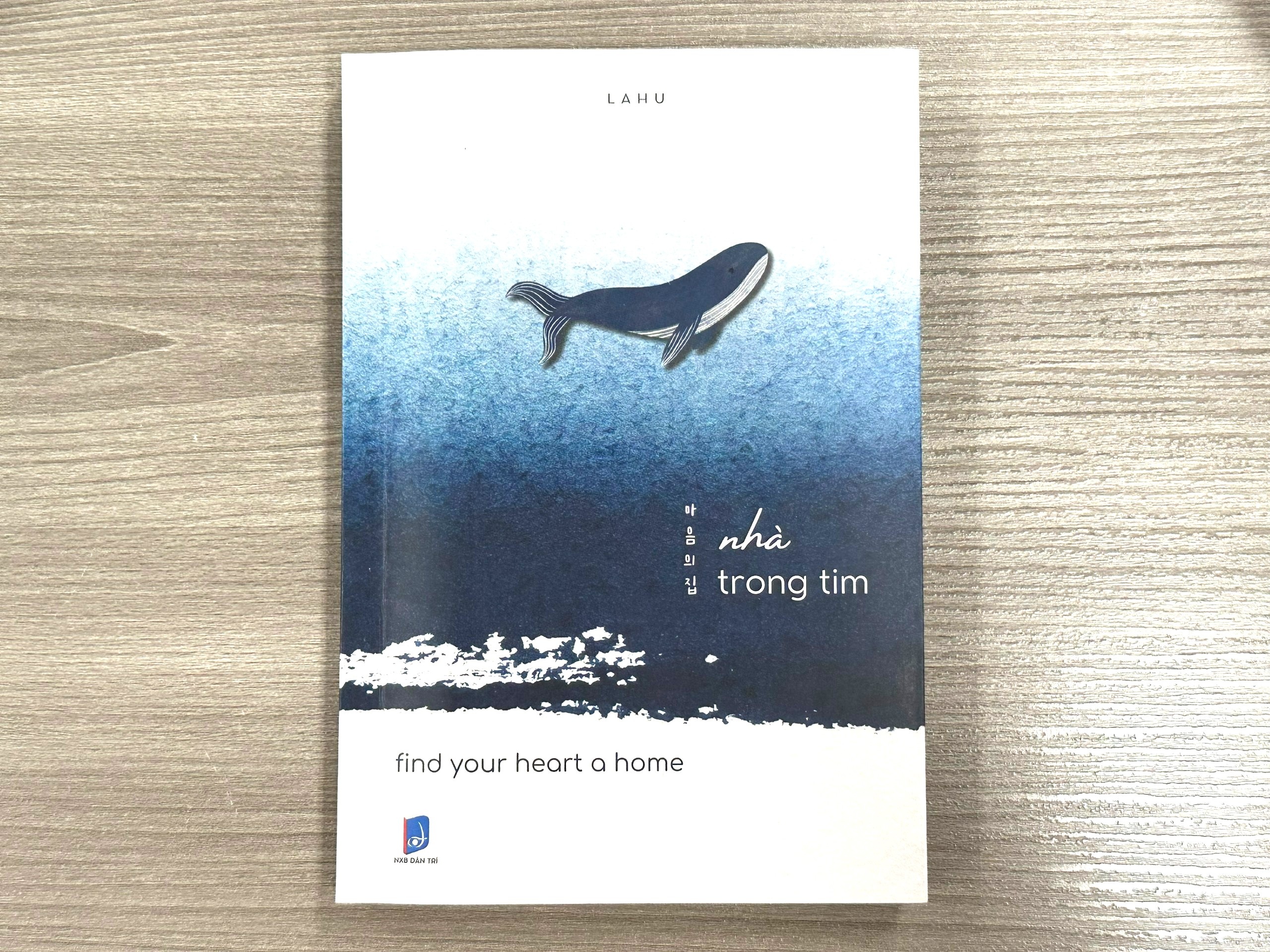 Tran ngap trich dan dao van trong sach song ngu duoc quang ba ram ro hinh anh