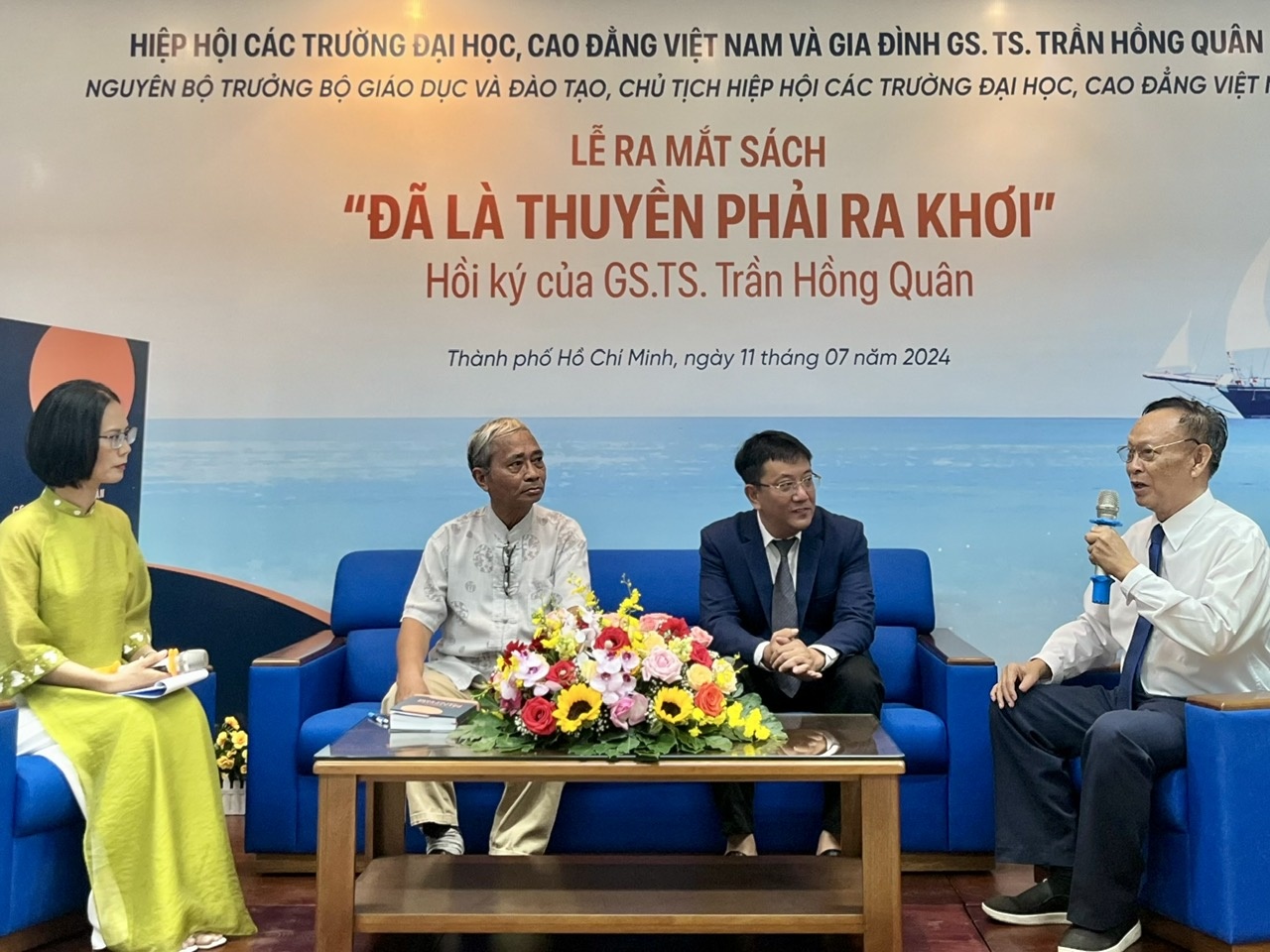 thuyen phai ra khoi anh 2