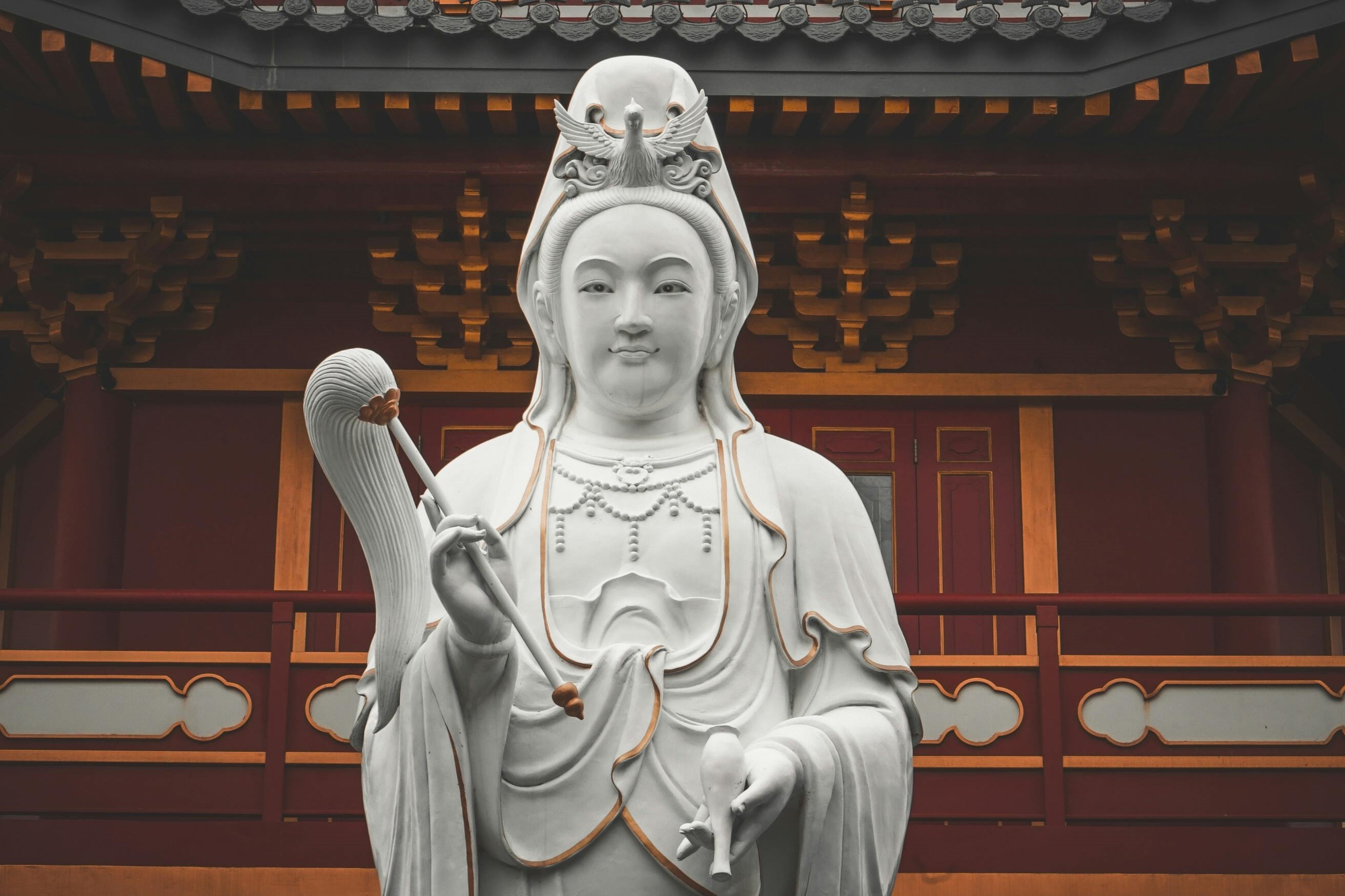 Nam loai am thanh tri lieu tu Bo tat Quan The Am hinh anh