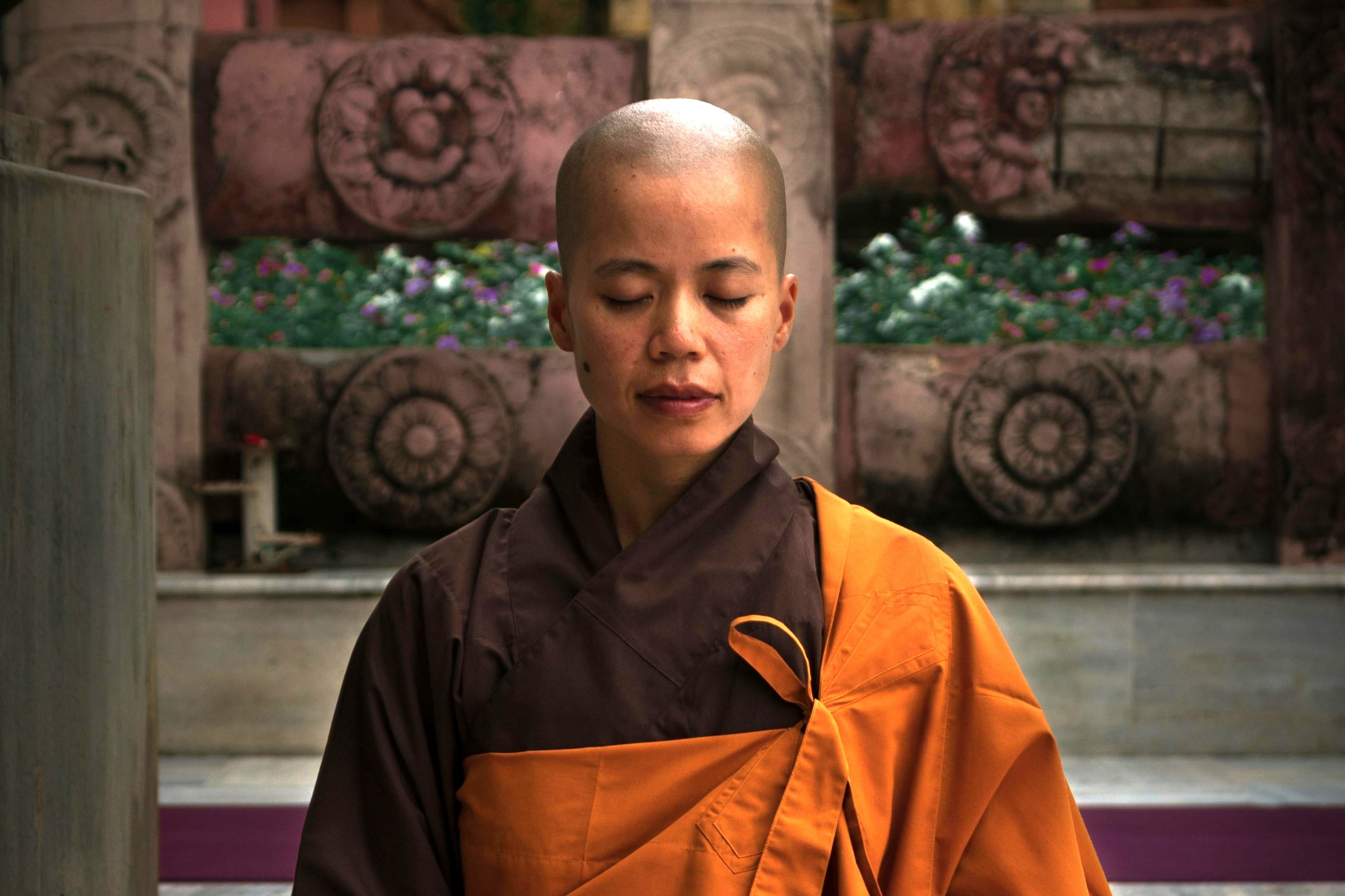 Chanh niem de khong phai chay theo nhung muu cau vo nghia hinh anh