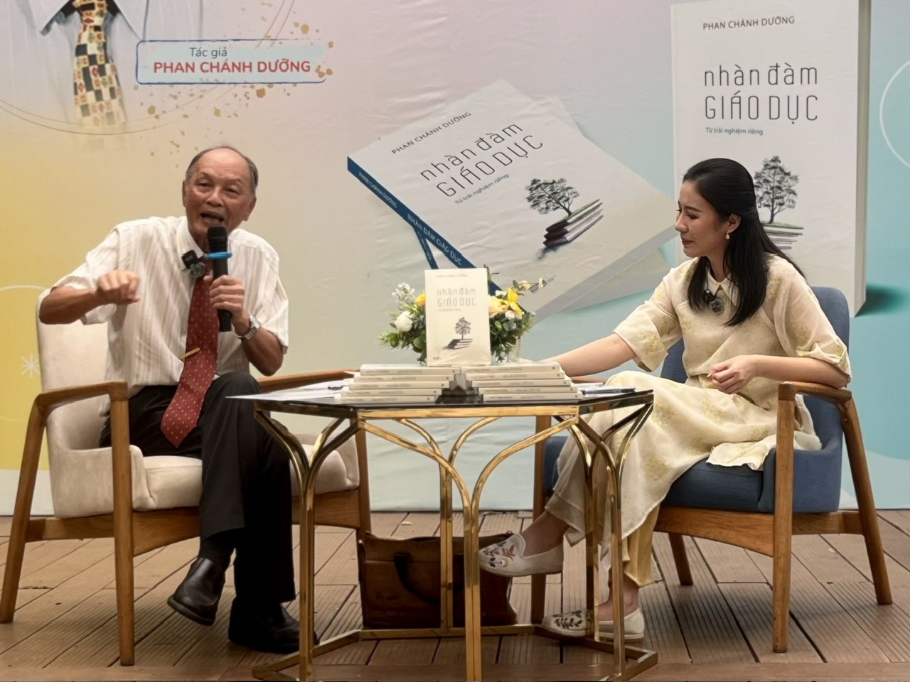 nhan dam Giao duc anh 1