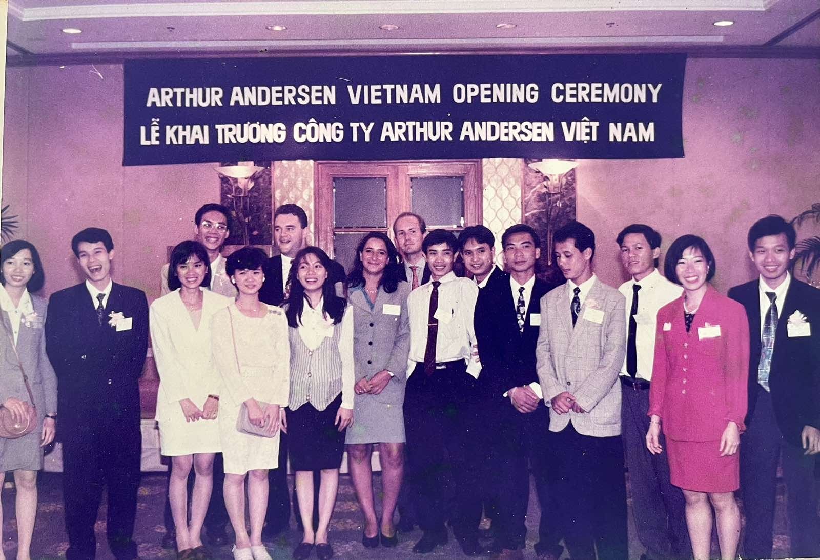 Viet Nam rong chau a anh 1