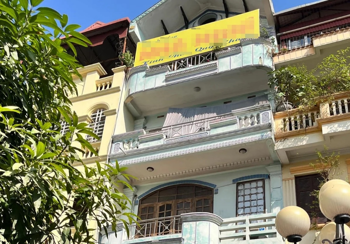 Doi nam nu tre tu vong trong nha nghi o Ha Noi hinh anh