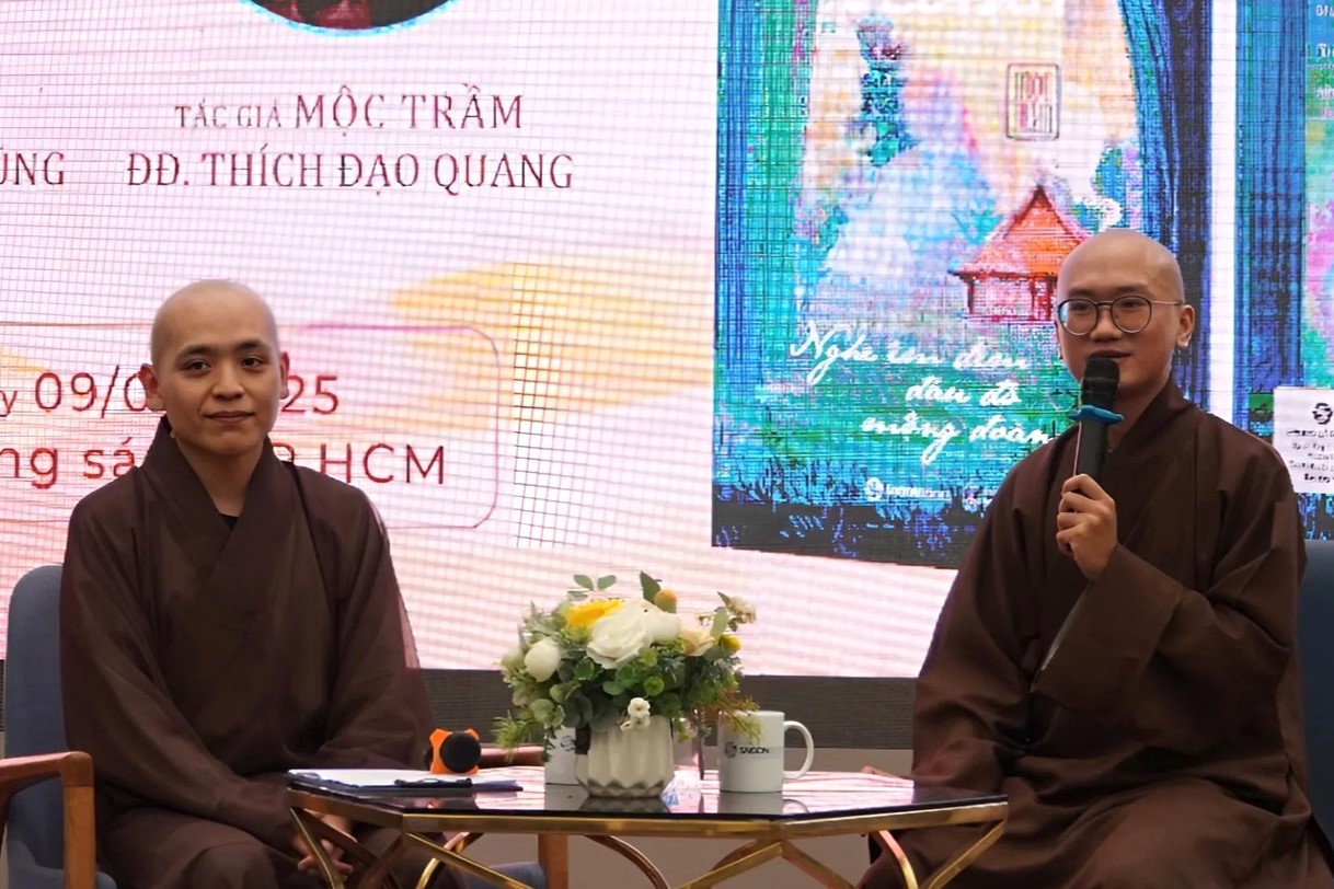 Nhung mau chuyen tham dam tinh nguoi noi cua Phat hinh anh