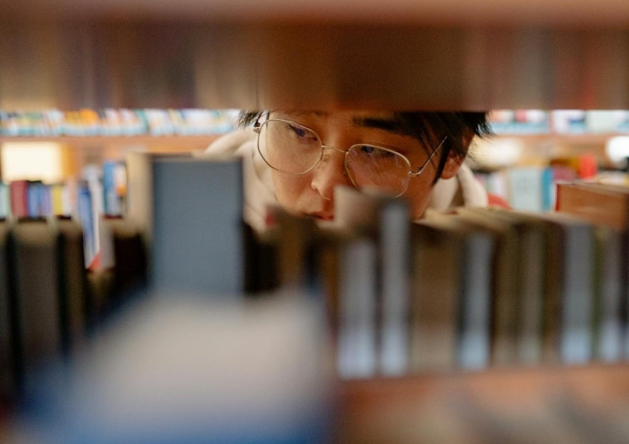 Bao nhieu tuoi thi duoc doc truyen boylove? hinh anh