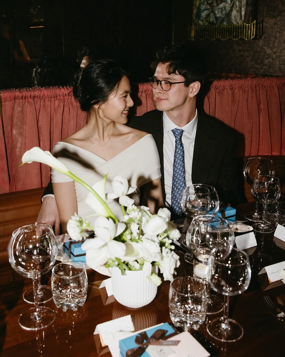 Đám cưới Givenchy,  Sean Jung Da-hye,  lễ cưới xa hoa,  người thừa kế Givenchy,  tiệc cưới thượng lưu,  Givenchy Paris ảnh 3 Dam cuoi Givenchy,  Sean Jung Da-hye,  le cuoi xa hoa,  nguoi thua ke Givenchy,  tiec cuoi thuong luu,  Givenchy Paris anh 3