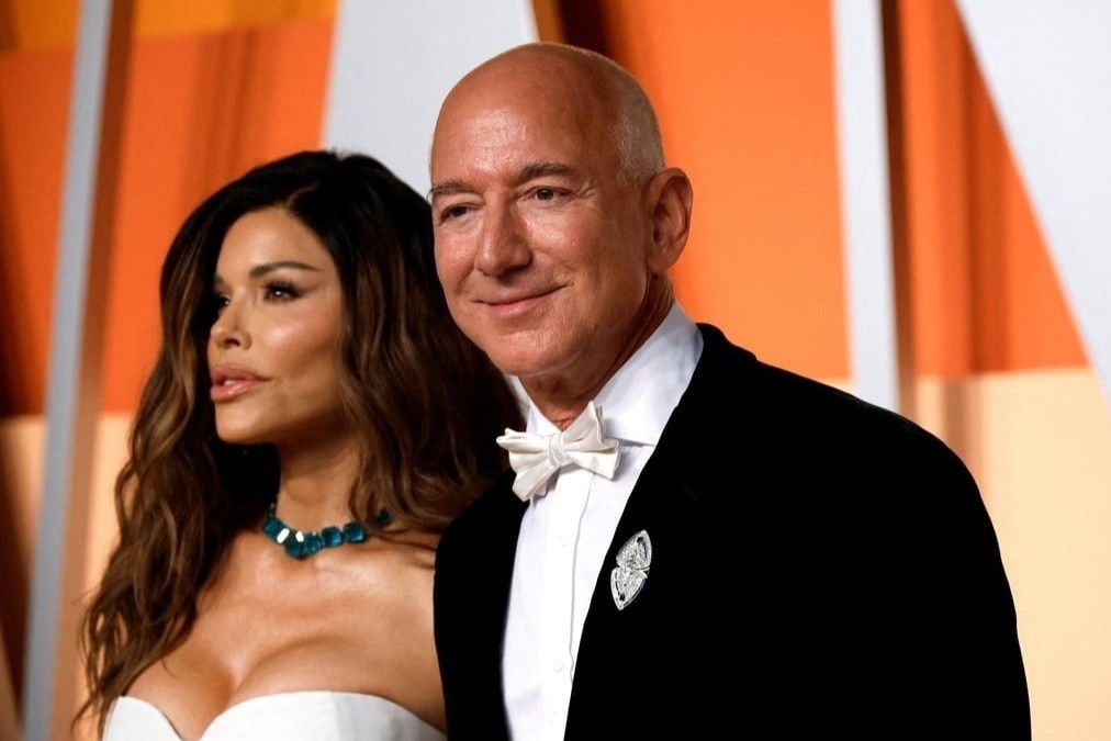 Gioi sieu giau tieu hoang bat chap lam phat hinh anh