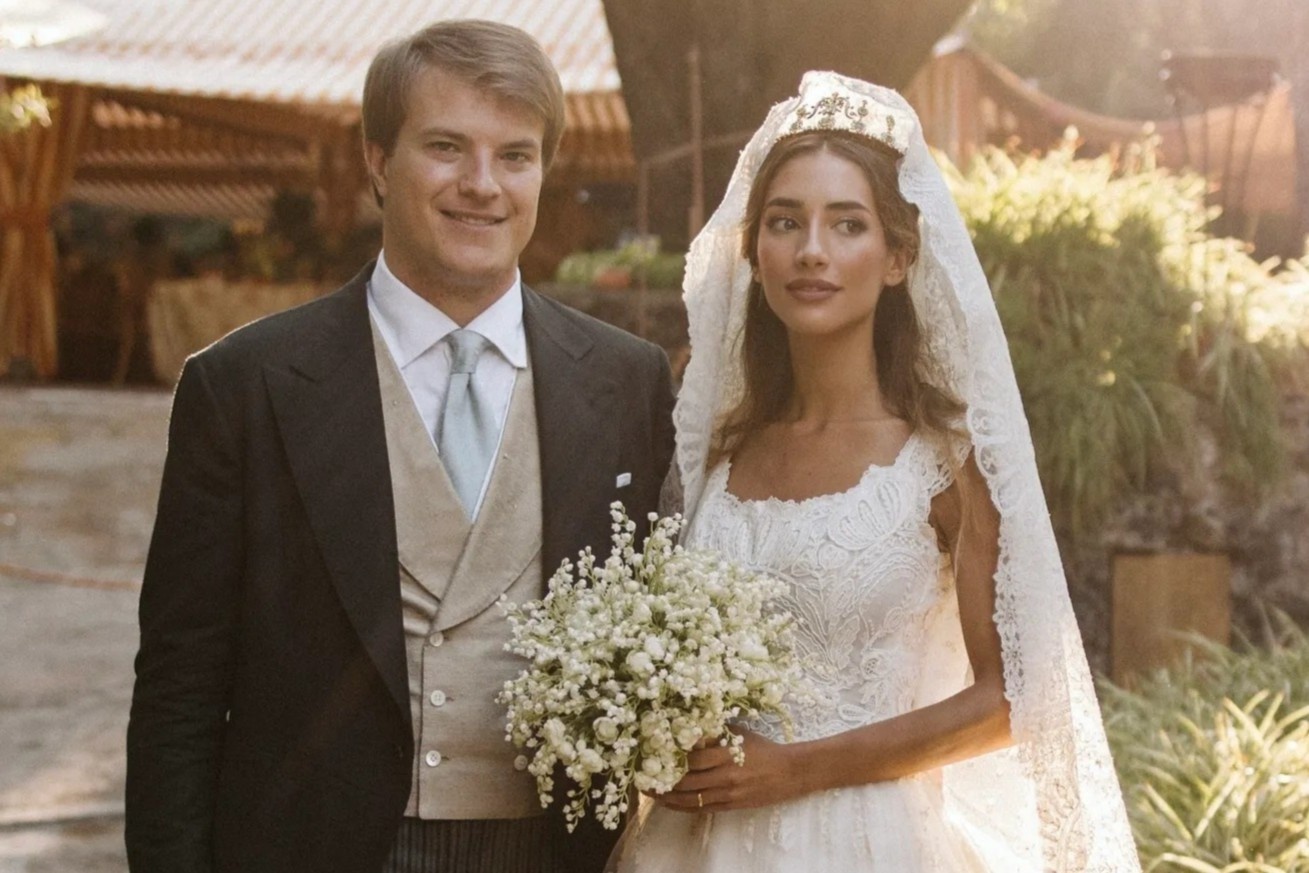 Toan canh dam cuoi cua nu quy toc Italy va thieu gia hang ruou cao cap hinh anh