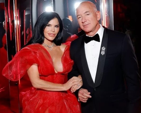 Jeff Bezos,  vo Jeff Bezos anh 11