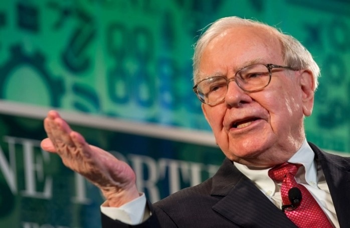 Ty phu Warren Buffett yeu cau 3 tieu chi gi khi mua doanh nghiep? hinh anh