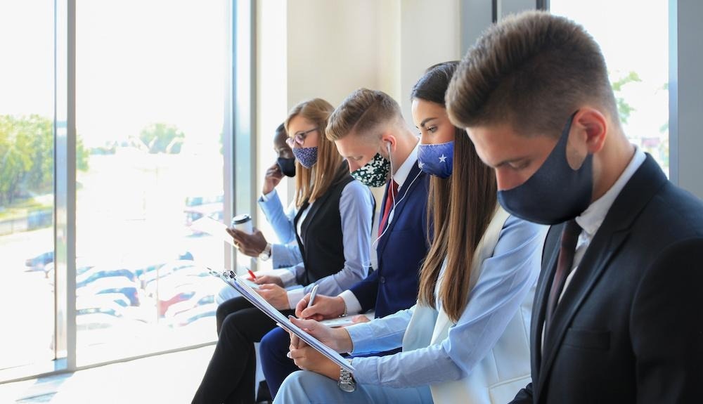 22 trieu viec lam cua nguoi My da bi mat trong dai dich hinh anh