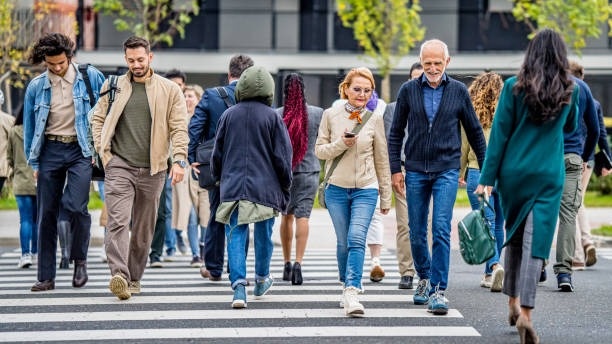 Nguon goc cua su chenh lech giau ngheo hinh anh