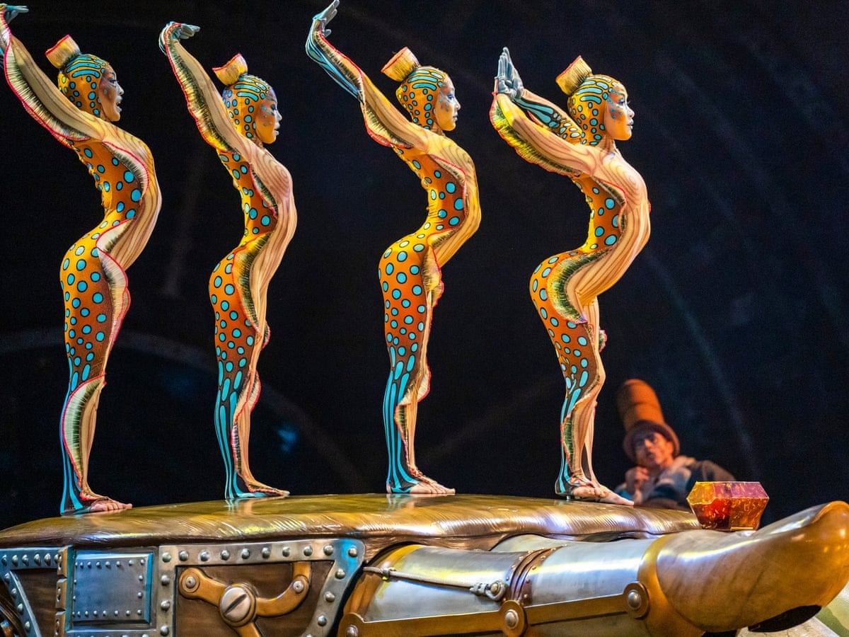 Vi sao ganh xiec lung danh Cirque du Soleil khong quan tam doi thu? hinh anh