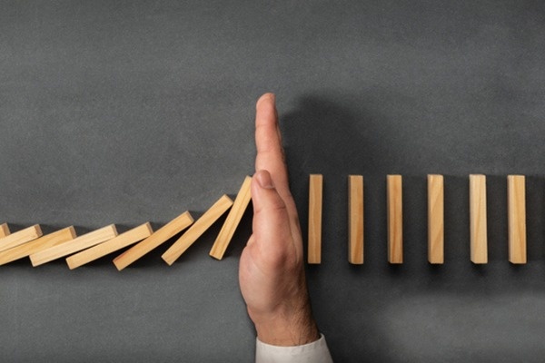 Quy luat 'cuoc doi khong co nut tam dung' hinh anh