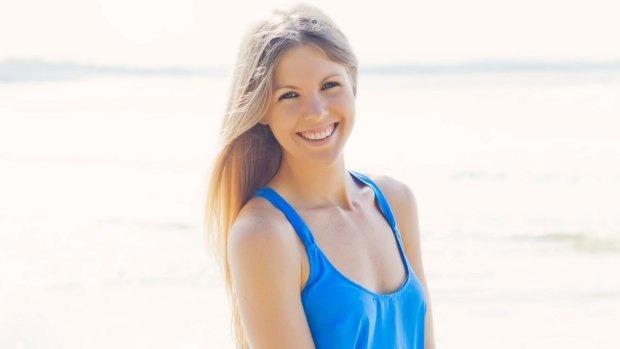 Co gai noi danh khap Australia vi mac benh ung thu hinh anh