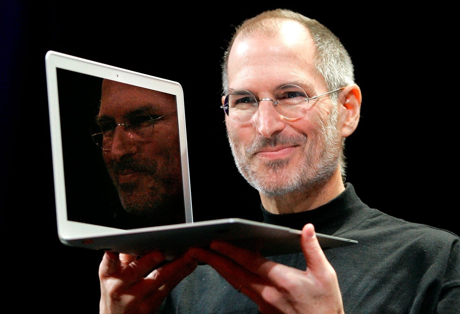 10 giay im lang kinh dien cua Steve Jobs hinh anh