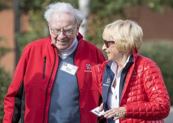 Cuộc hôn nhân của tỷ phú Warren Buffett