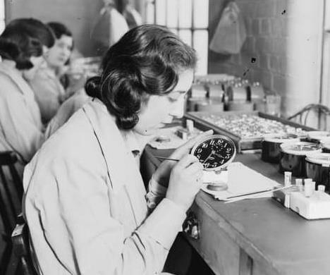 Nhung 'co gai ma' va cai chet tu tu trong dau don hinh anh