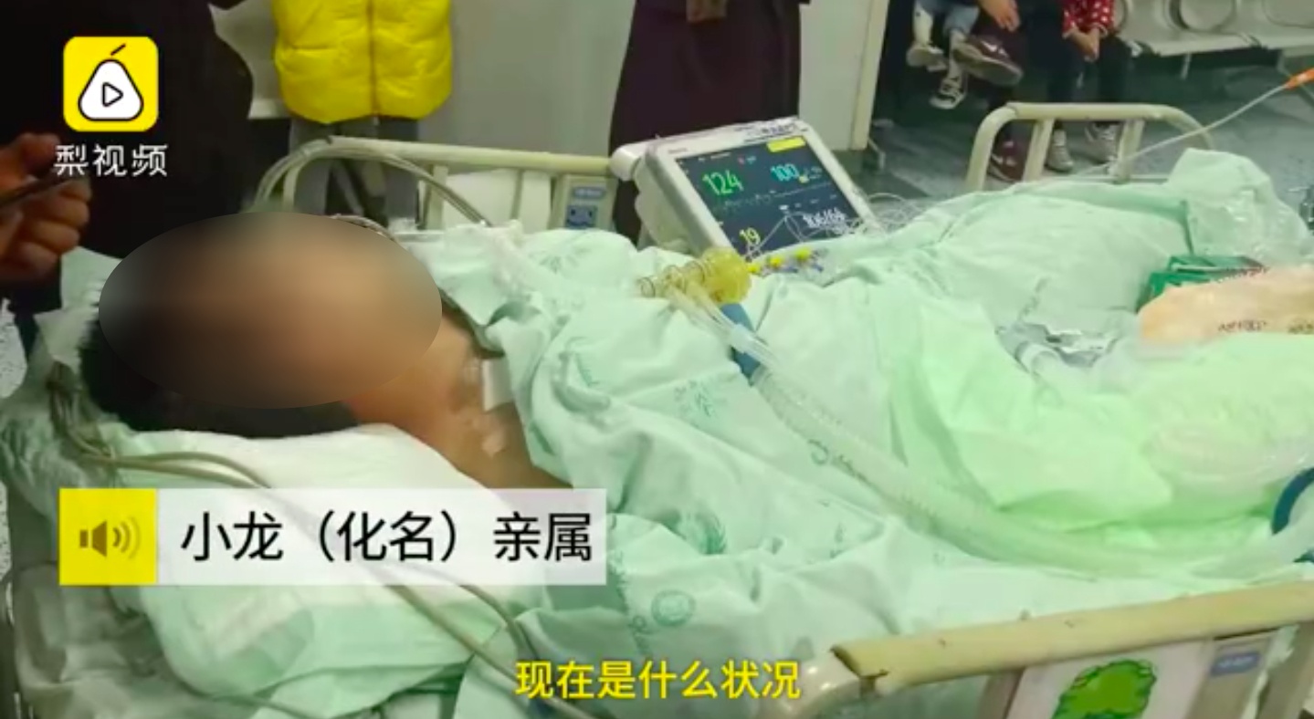 dot tu tren san dau anh 1