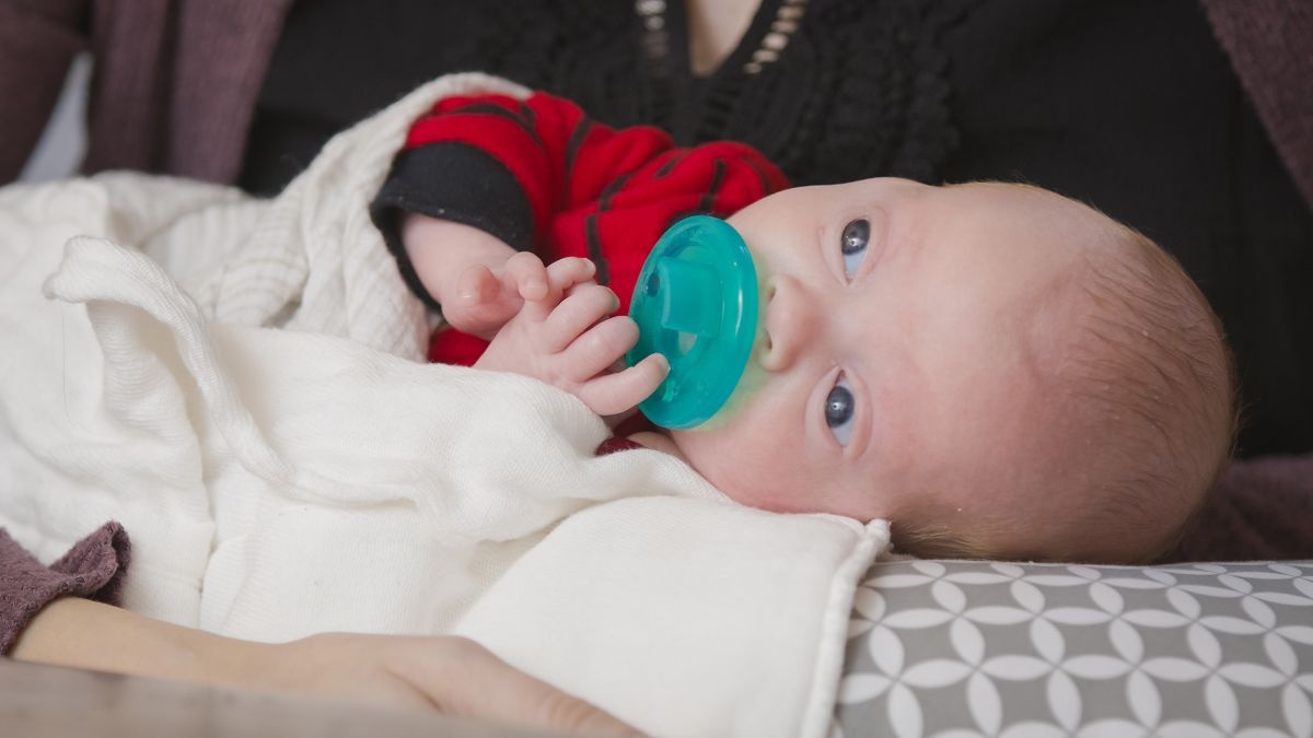 Ba me khong co tu cung sinh con thanh cong hinh anh