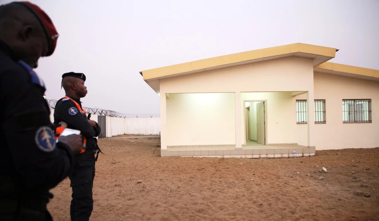 corona  ảnh 1 corona anh 1