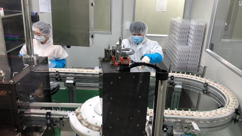 virus corona lan rong anh 2