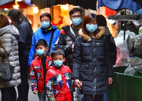 virus corona lay lan anh 2