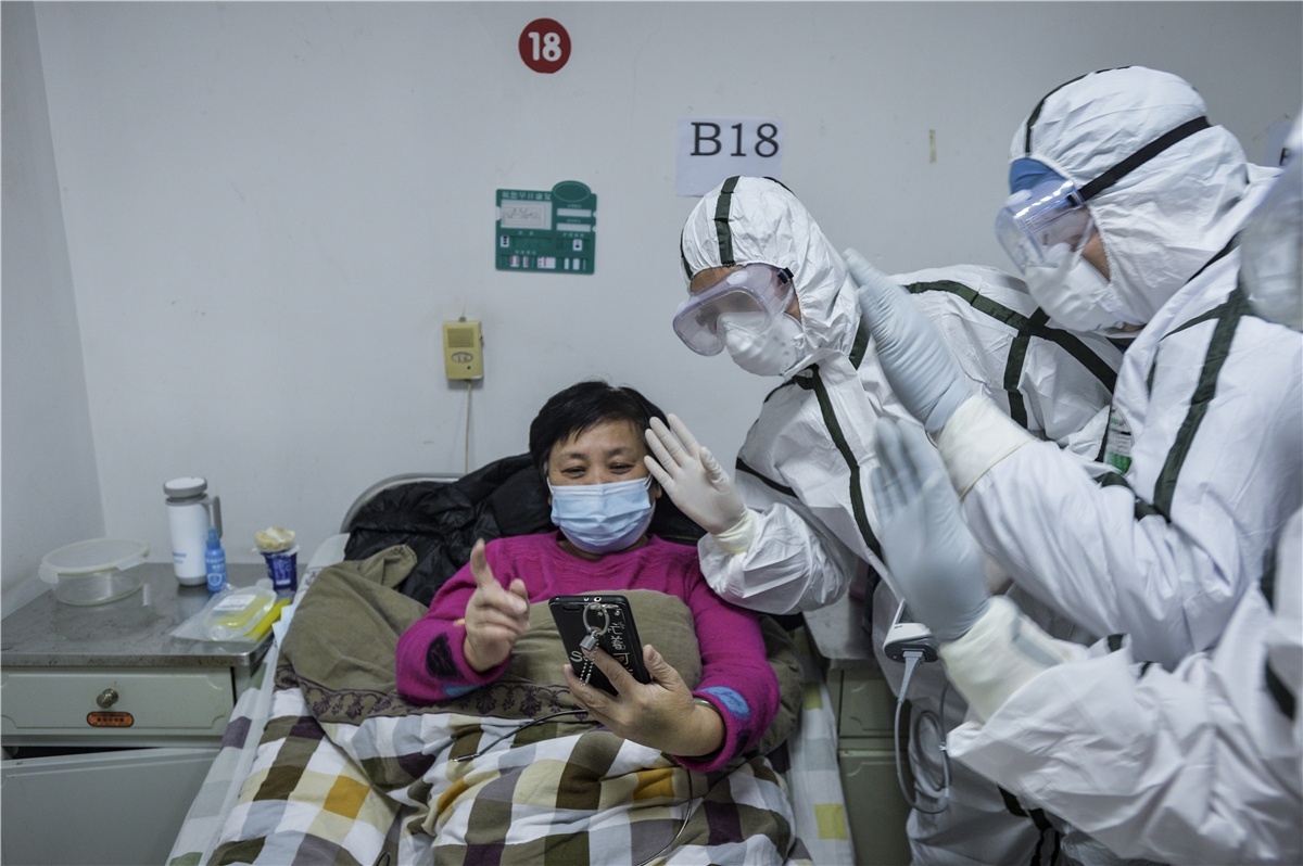 virus corona lay lan anh 2