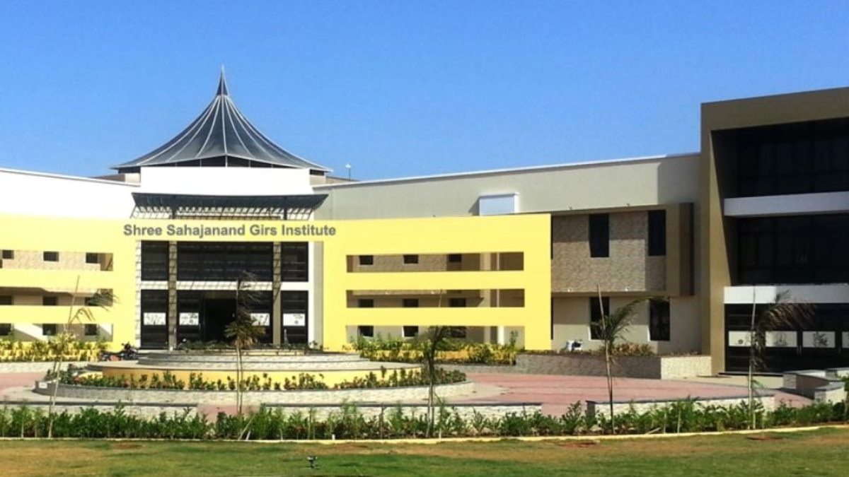 học viện nữ sinh ảnh 1 hoc vien nu sinh anh 1