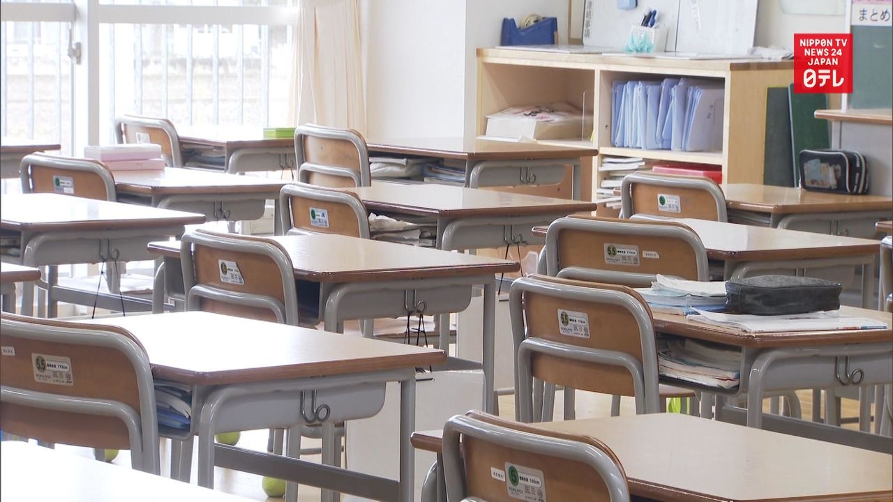 virus corona lan rong anh 2