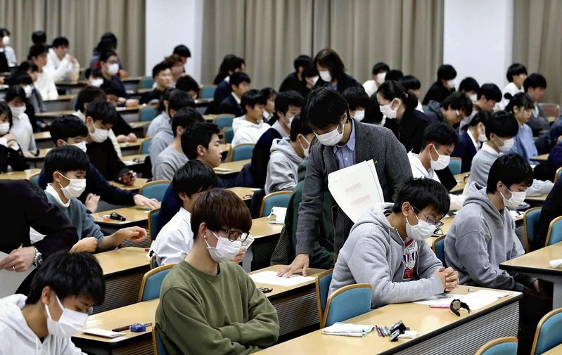 virus corona lan rong anh 1