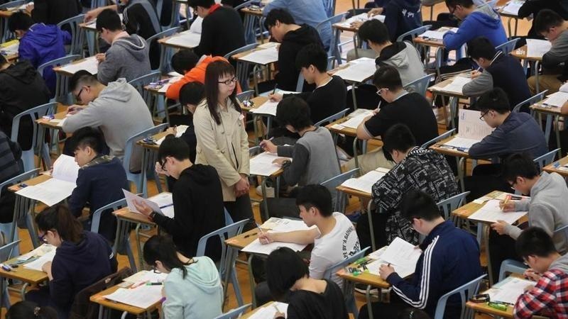 virus corona lan rong anh 1