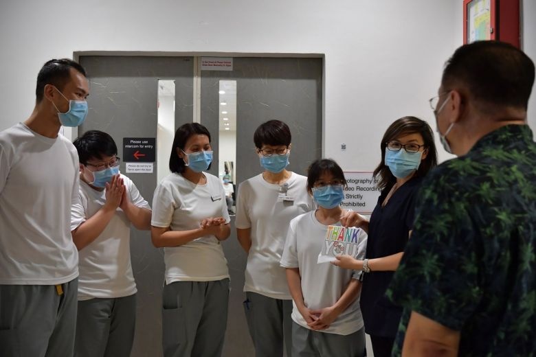 Covid-19 lan rong toan cau anh 4