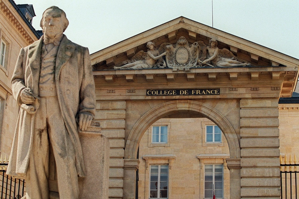 College de France, noi GS Ngo Bao Chau giang day, co gi dac biet? hinh anh