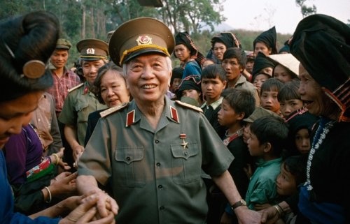 Dai tuong Vo Nguyen Giap anh 8
