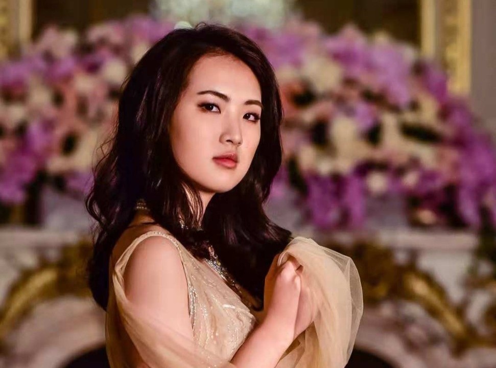 Tot nghiep Harvard, con gai CEO Huawei muon kinh doanh cong nghe hinh anh