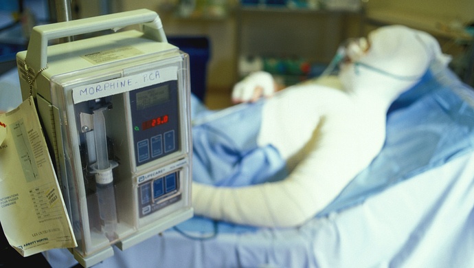 Hanh trinh vuot cua tu cua nu y ta bi bong 52% co the do no khi gas hinh anh