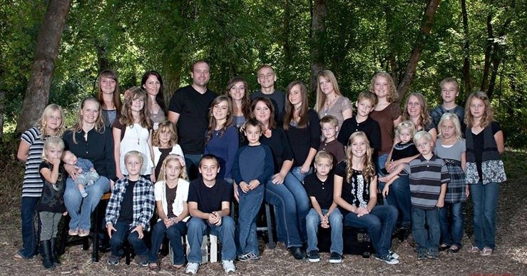 Nguoi dan ong co nhieu vo con nhat anh 14