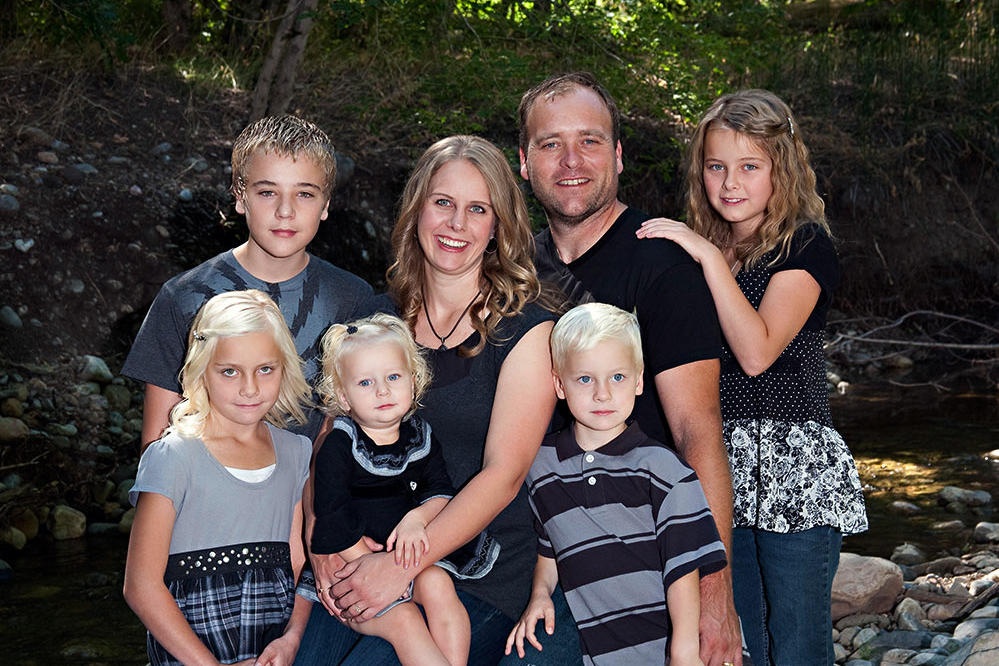 Nguoi dan ong co nhieu vo con nhat anh 10