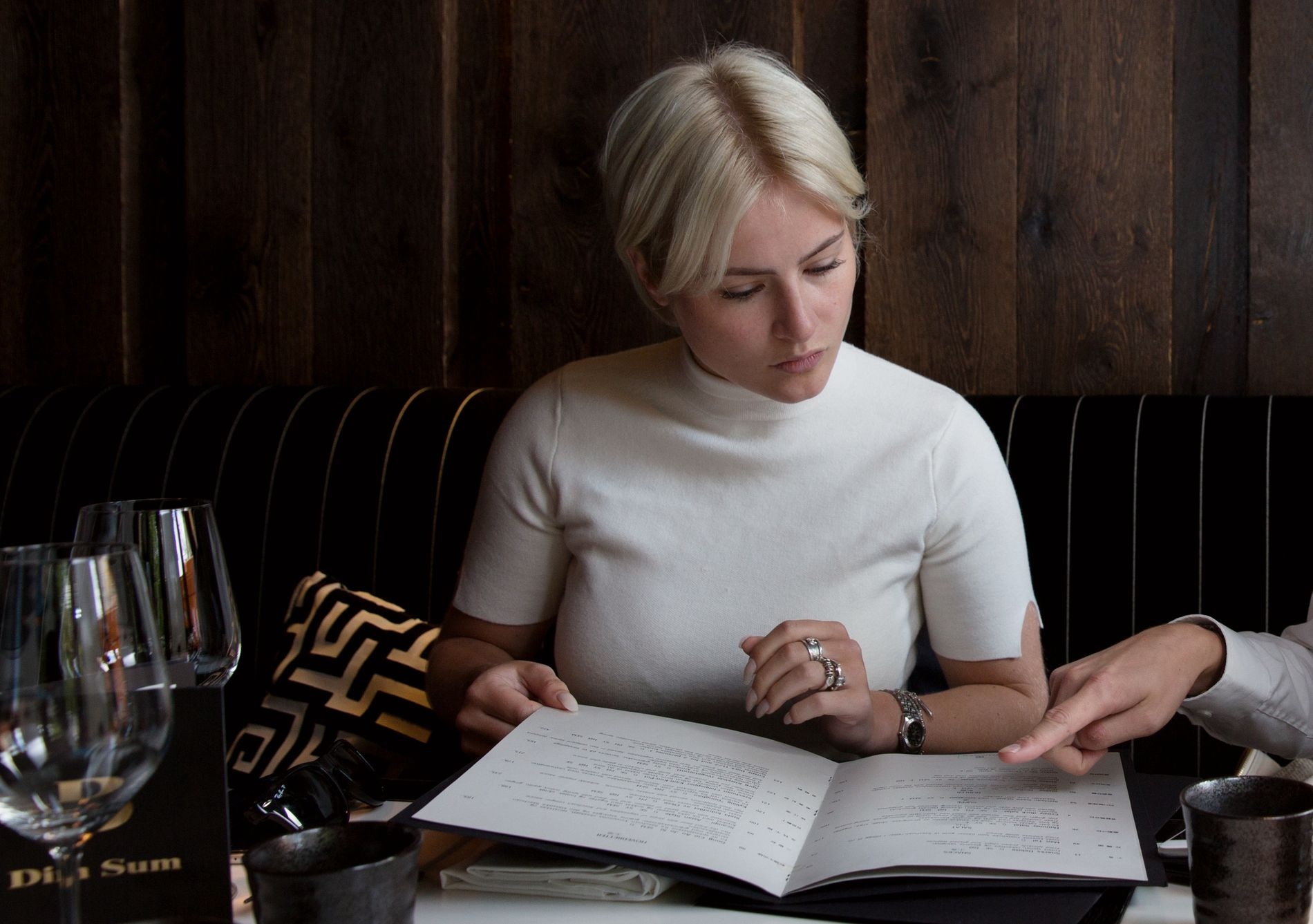 Nu ty phu tre nhat the gioi anh 5