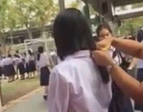 Hoc sinh Thai Lan khung hoang tam ly vi bi co giao cat toc hinh anh