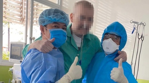 Vi sao dang anh benh nhan can che mat, xin phep? hinh anh