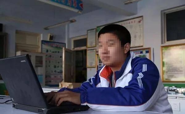 phu huynh lam nghien cuu thay than dong anh 3