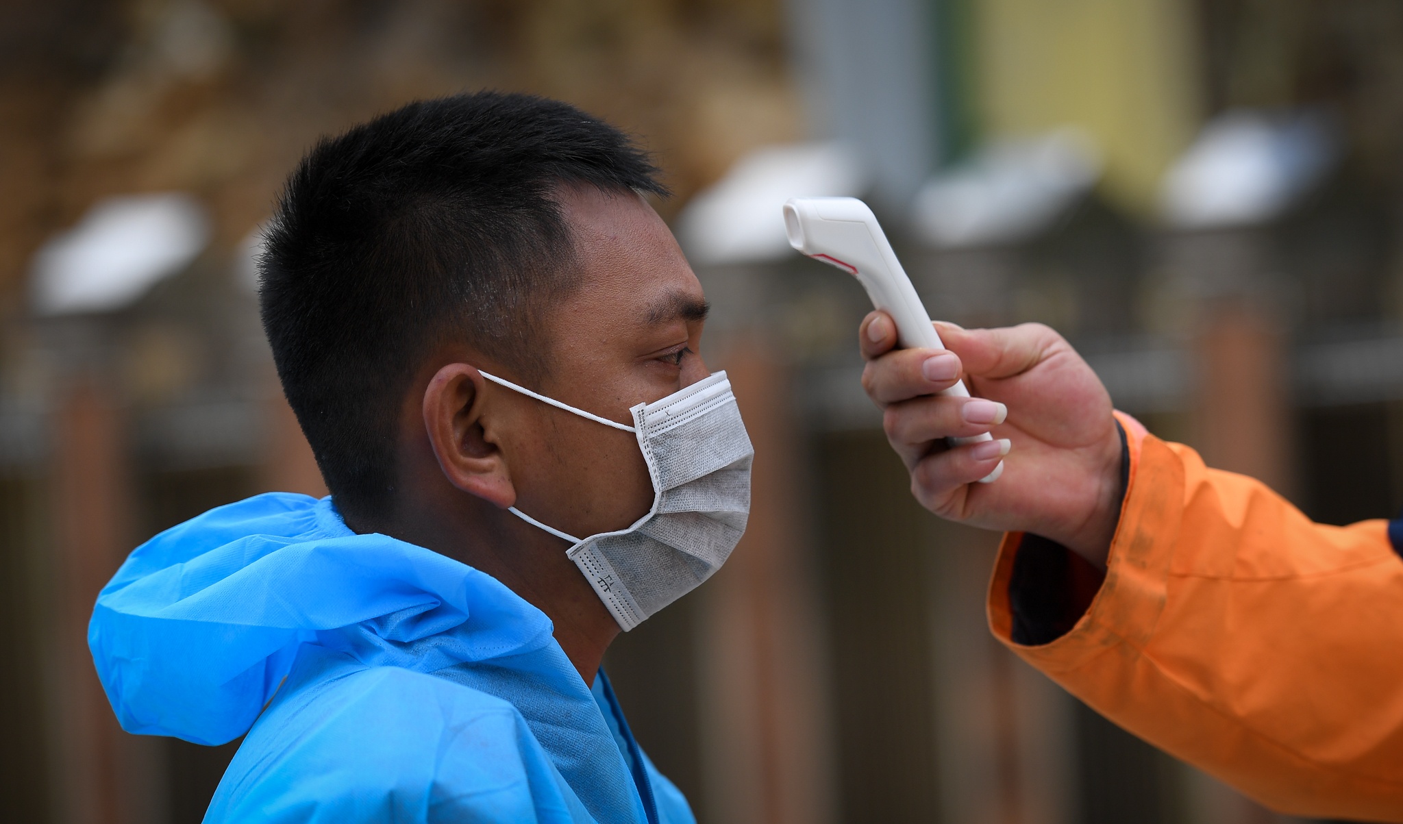 7 benh nhan moi da di dau truoc khi phat hien mac Covid-19? hinh anh