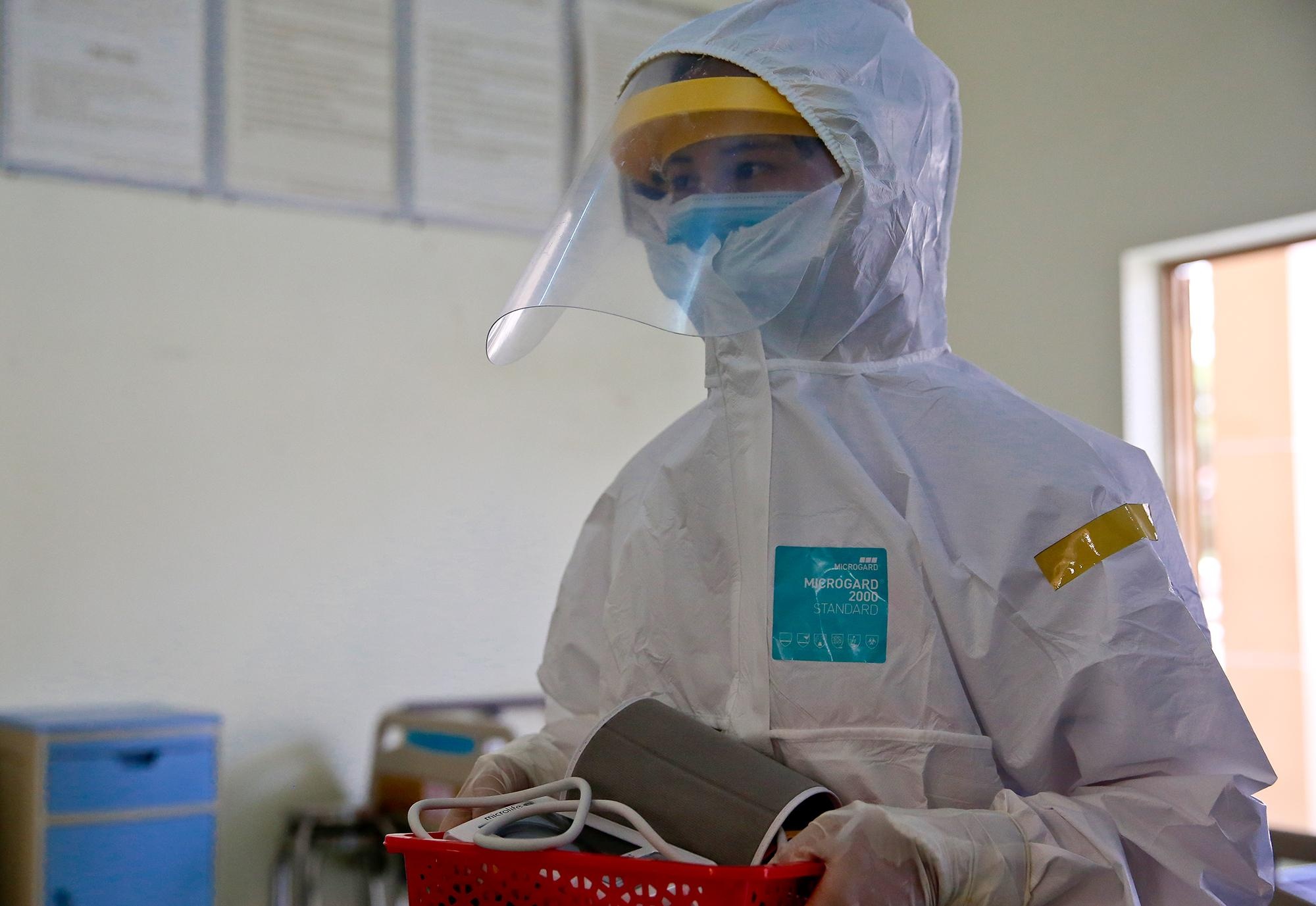 31 benh nhan Covid-19 tien luong nang hinh anh