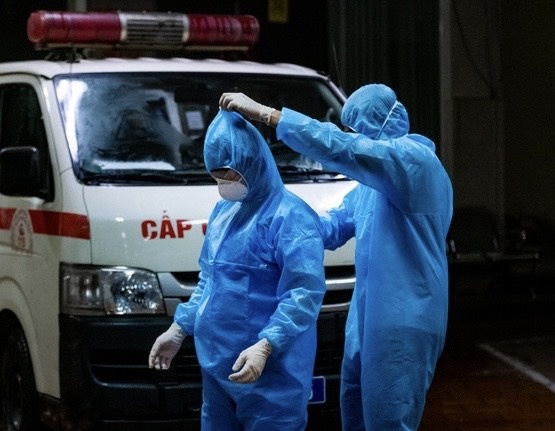 Benh nhan 418 tu vong sau 4 lan am tinh voi SARS-CoV-2 hinh anh