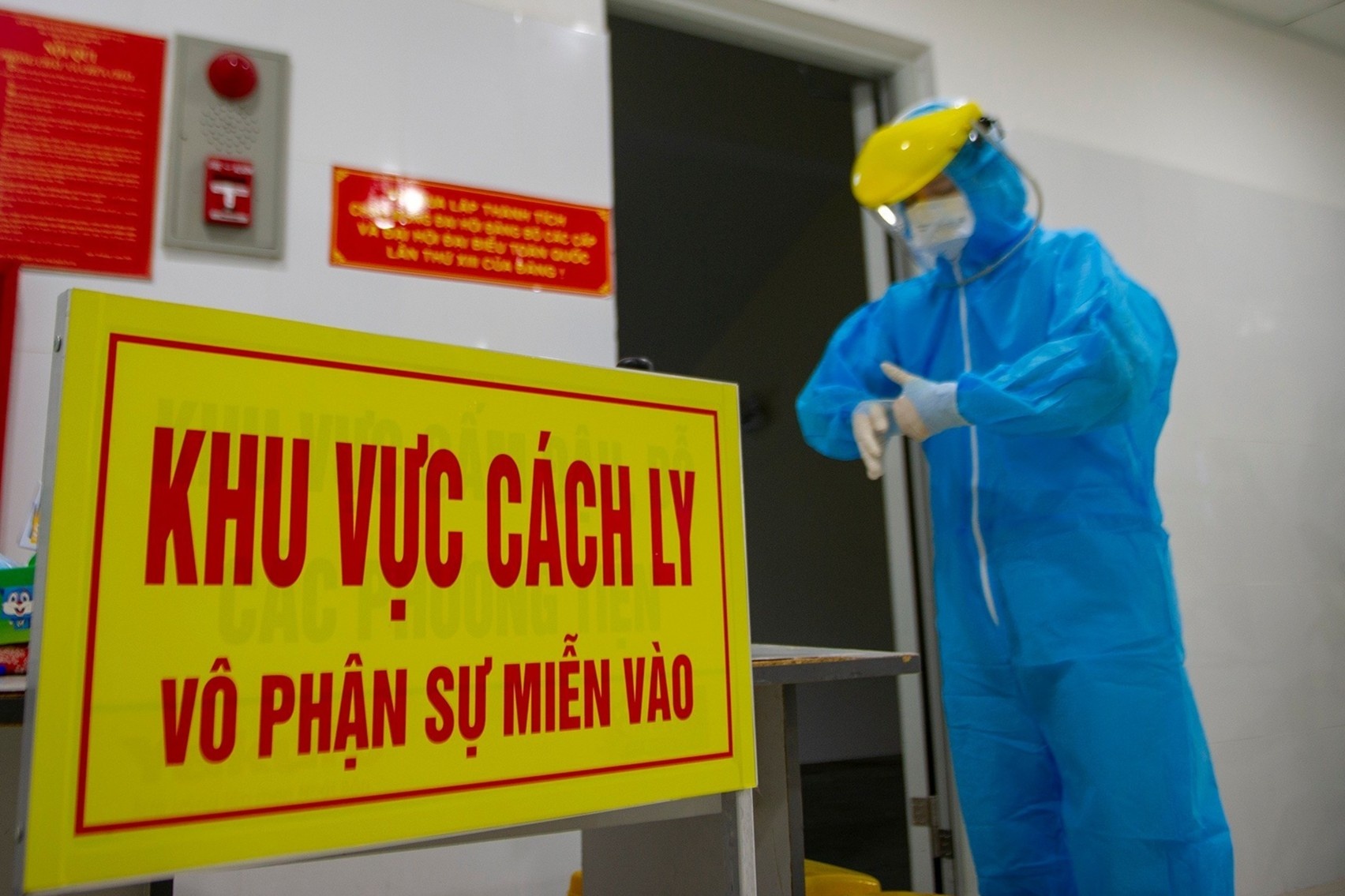 Benh vien E phai du tru phuong an khi dong cua hinh anh