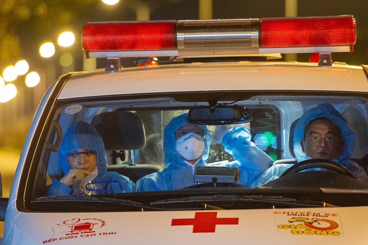 Nam thanh nien duong tinh voi nCoV sau khi tro ve tu Nga hinh anh